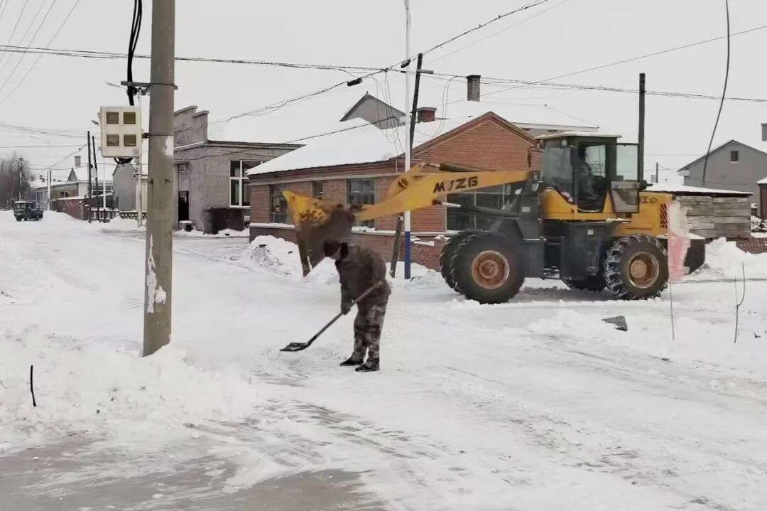 1764723542705076112.jpg 220.jpg